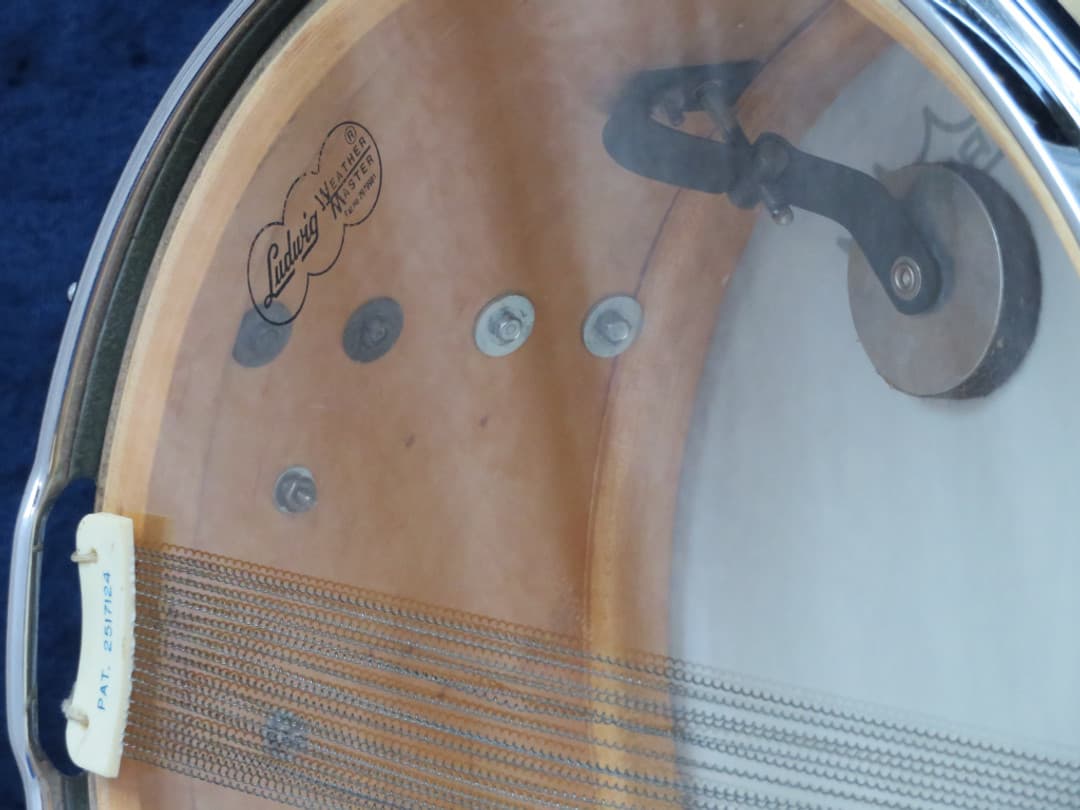 Ludwig No. 902 Symphonic 6.5 x 14 Silver Mist Wood Snare Drum 1970 Serial #773134