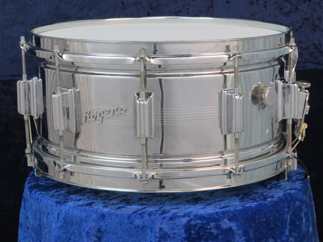 Rogers Dyna-sonic 6.5 x 14 Chrome Over Brass Snare Drum 1967 Serial #7050
