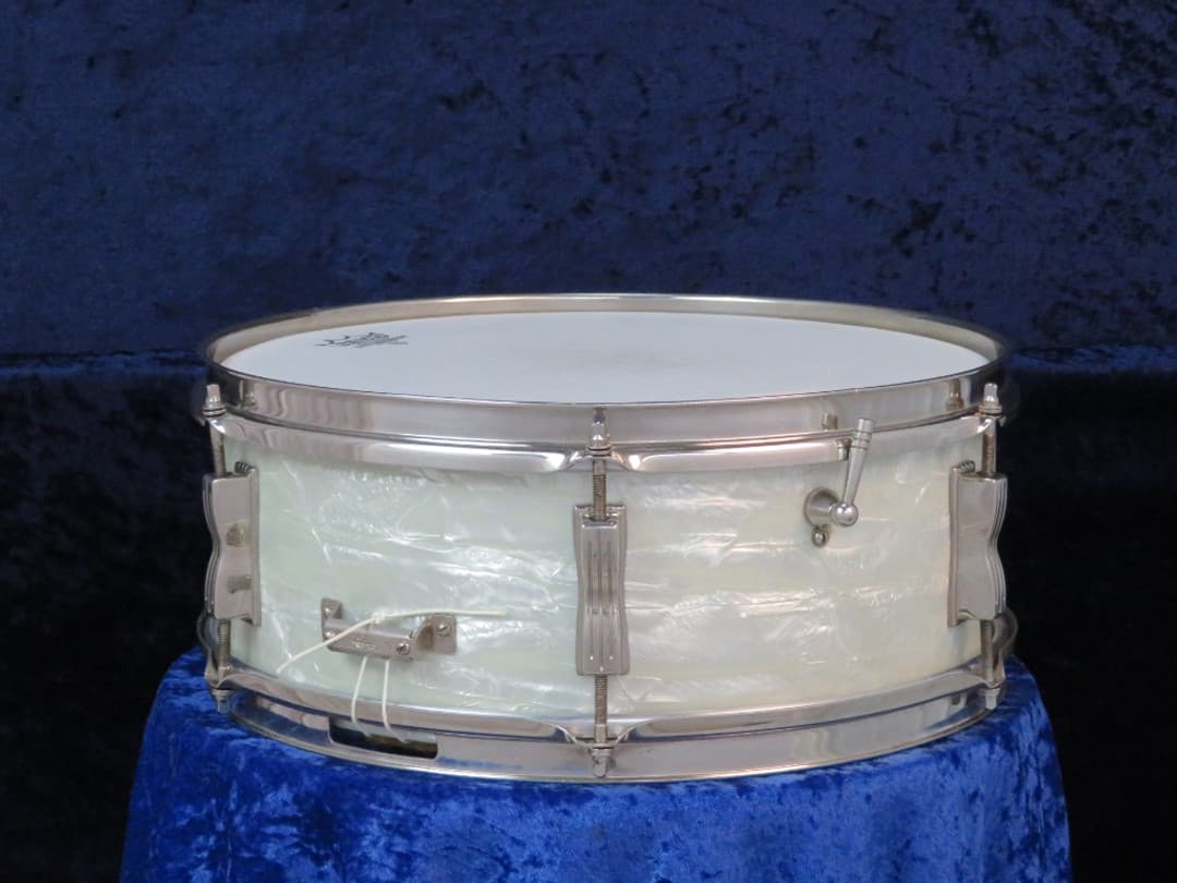Ludwig No. 491 Pioneer 5 x 14 White Marine Pearl Wood Snare Drum 1965 Serial #207337