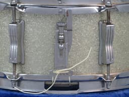 Ludwig Jazz Festival 5 x 14 Sparkling Silver Pearl Wood Snare Drum 1964 Serial #isi9279 Ludwig Jazz Festival 5 x 14 Sparkling Silver Pearl Wood Snare Drum 1964 Serial #isi9279