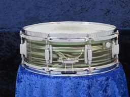 Ludwig Standard 5 x 14 Avocado Strata Wood Snare Drum 1960's Serial #17127 Ludwig Standard 5 x 14 Avocado Strata Wood Snare Drum 1960's Serial #17127